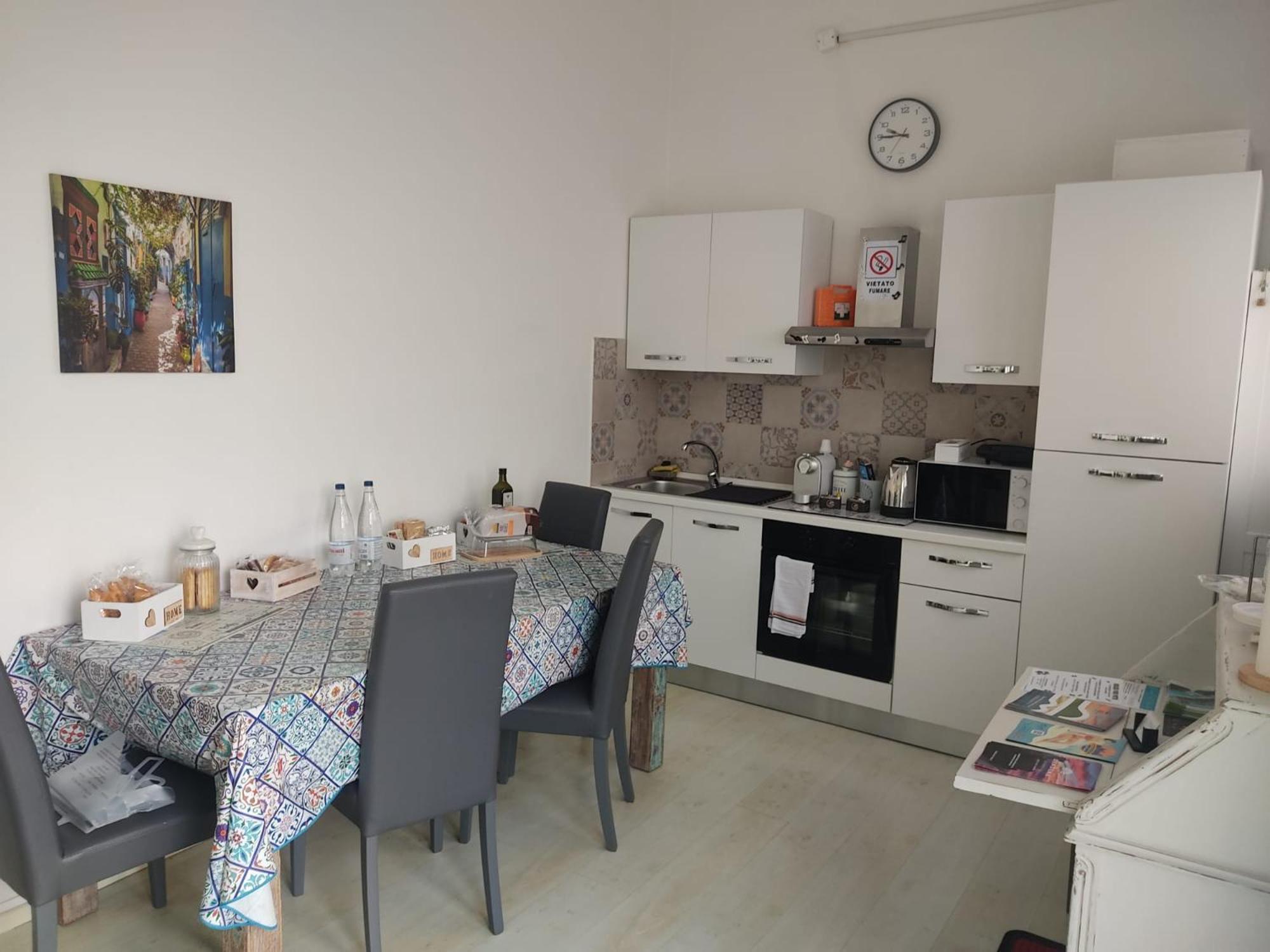 B&B Ale E Gio Пьомбино Екстериор снимка